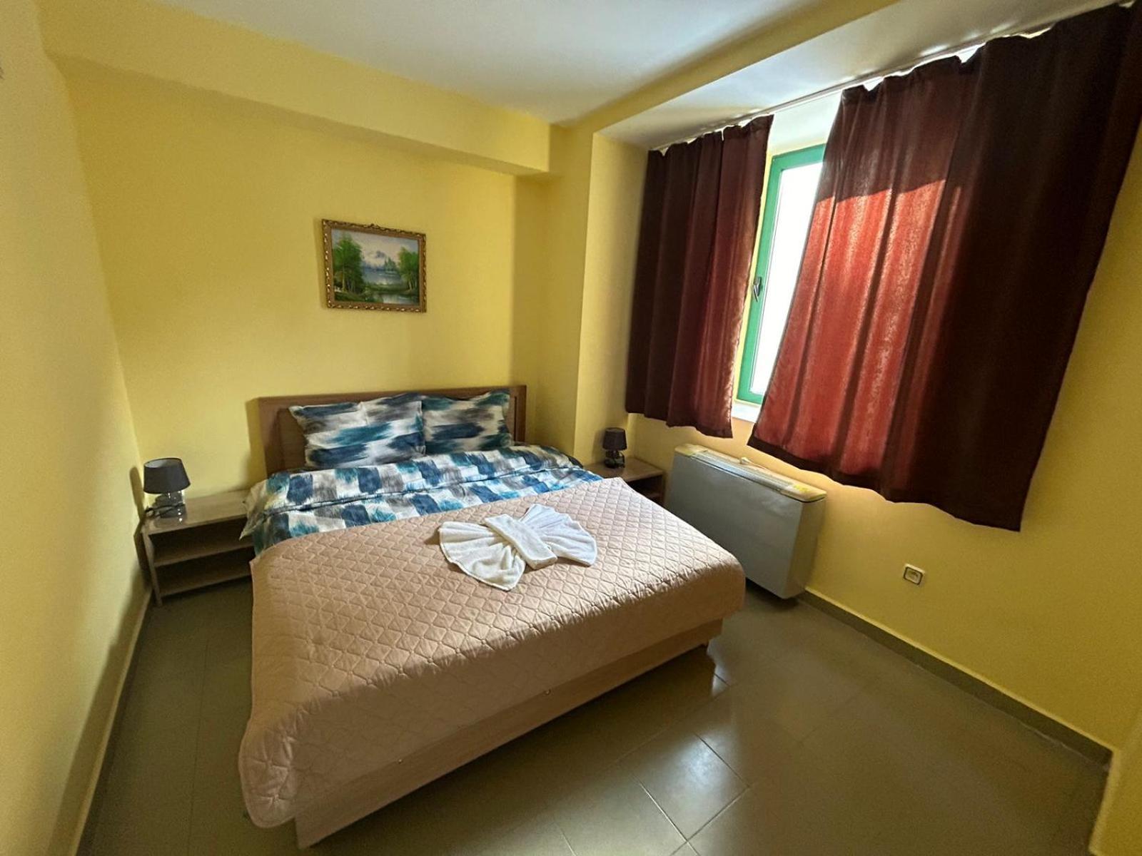 Хотел Тракия Haskovo Buitenkant foto